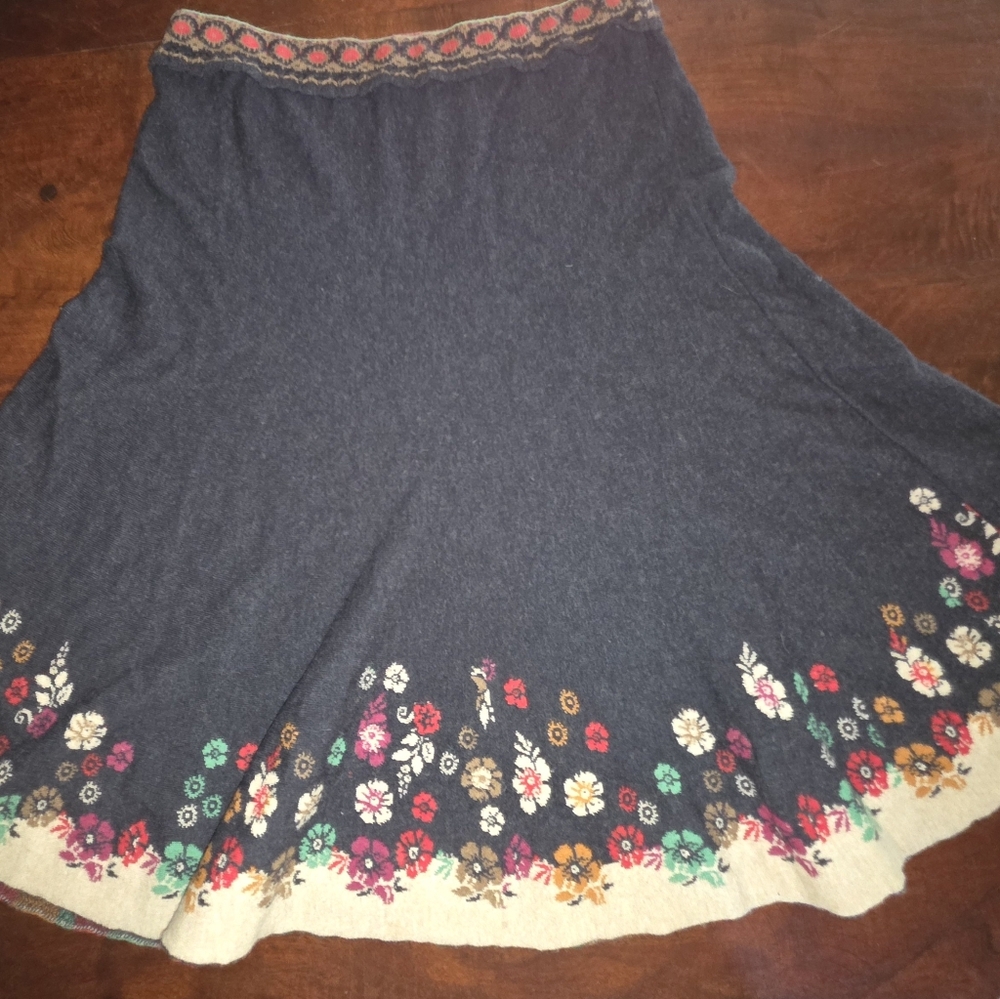 IVKO Floral Embroidered Gray Skirt EU 38/US MED